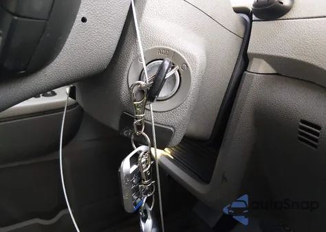 2011 Chevrolet Traverse Ls z USA, uszkodzony, nr VIN 1GNKVFED1BJ140040